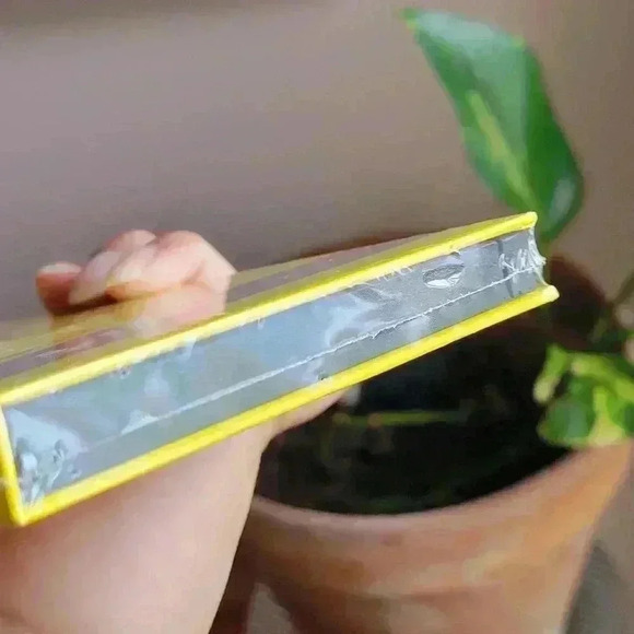 Tempered glass iphone 6.1  screen protectors 3 Pack new sealed - Picture 6 of 6